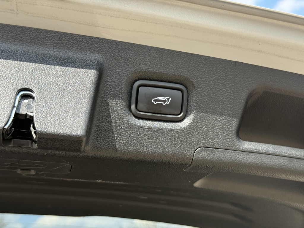 2023 Hyundai Santa Fe Image 38