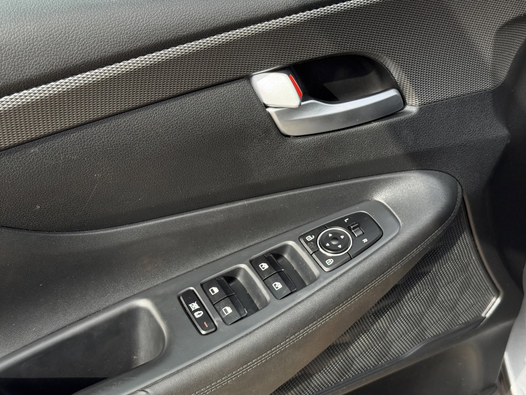 2020 Hyundai Santa Fe Image 27