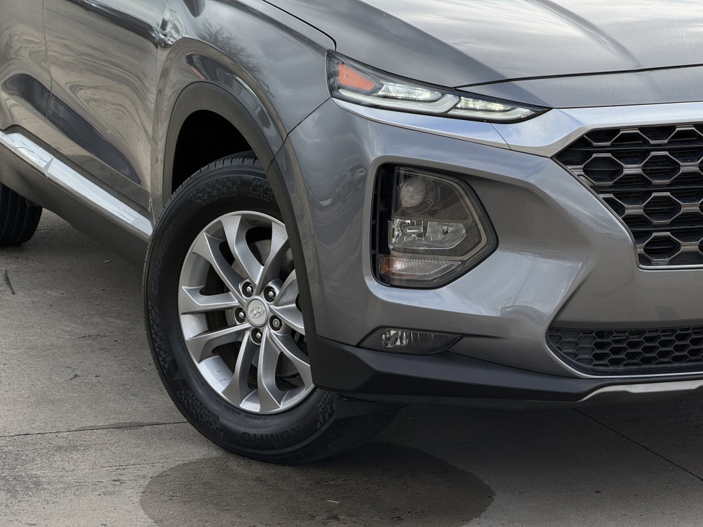 2020 Hyundai Santa Fe Image 9