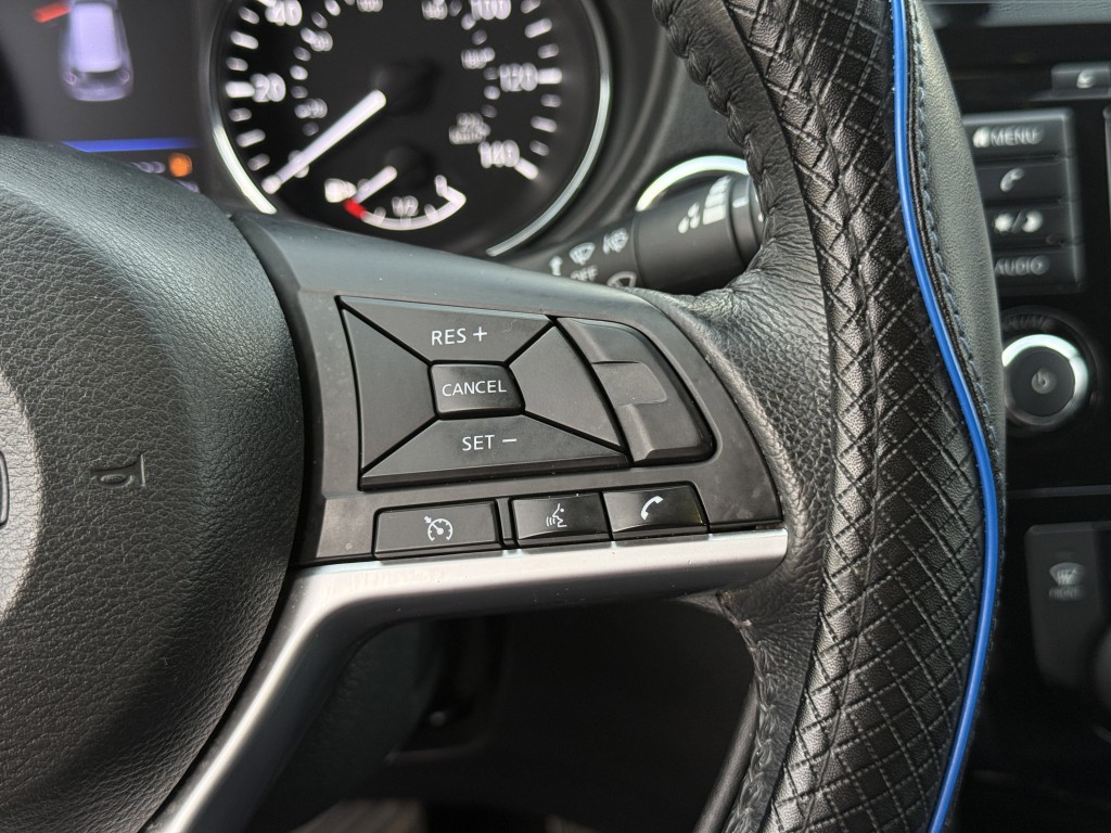 2018 Nissan Rogue Image 19