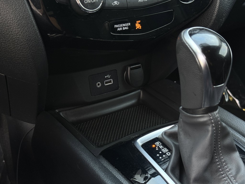 2018 Nissan Rogue Image 22