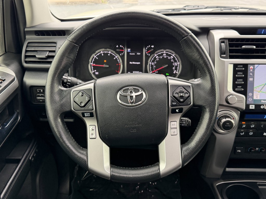 2020 Toyota 4Runner Image 15