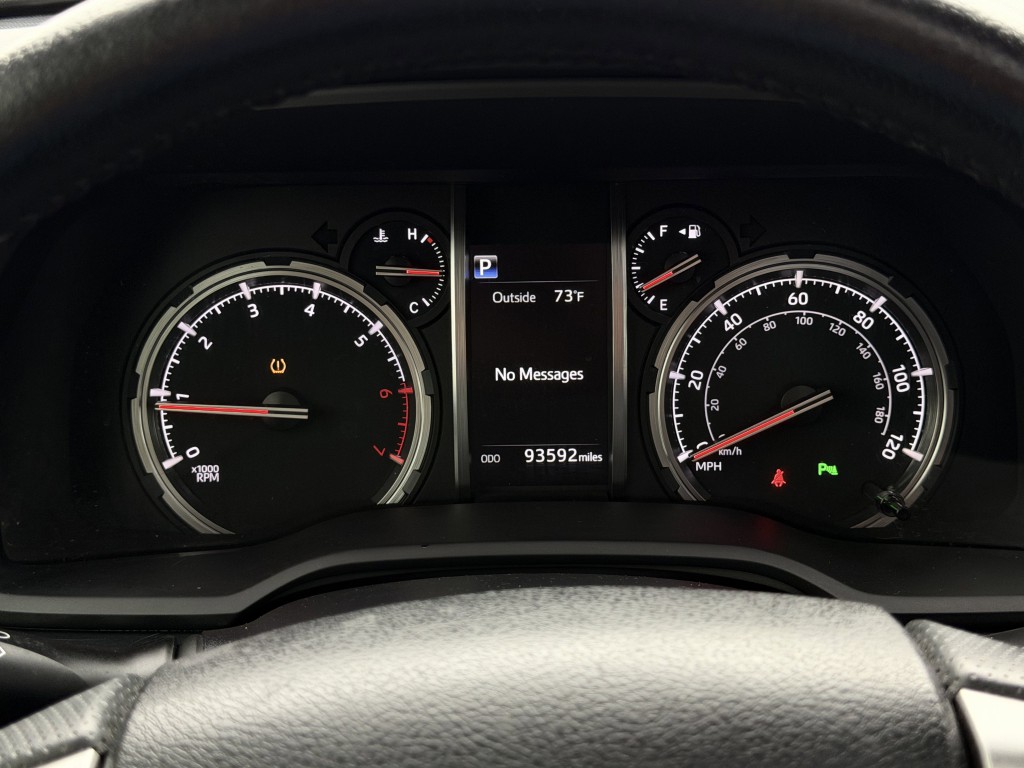 2020 Toyota 4Runner Image 16