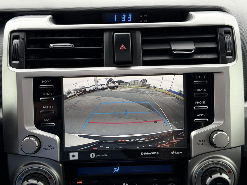 2020 Toyota 4Runner Image 18