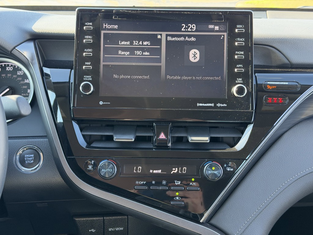 2024 Toyota Camry Image 19