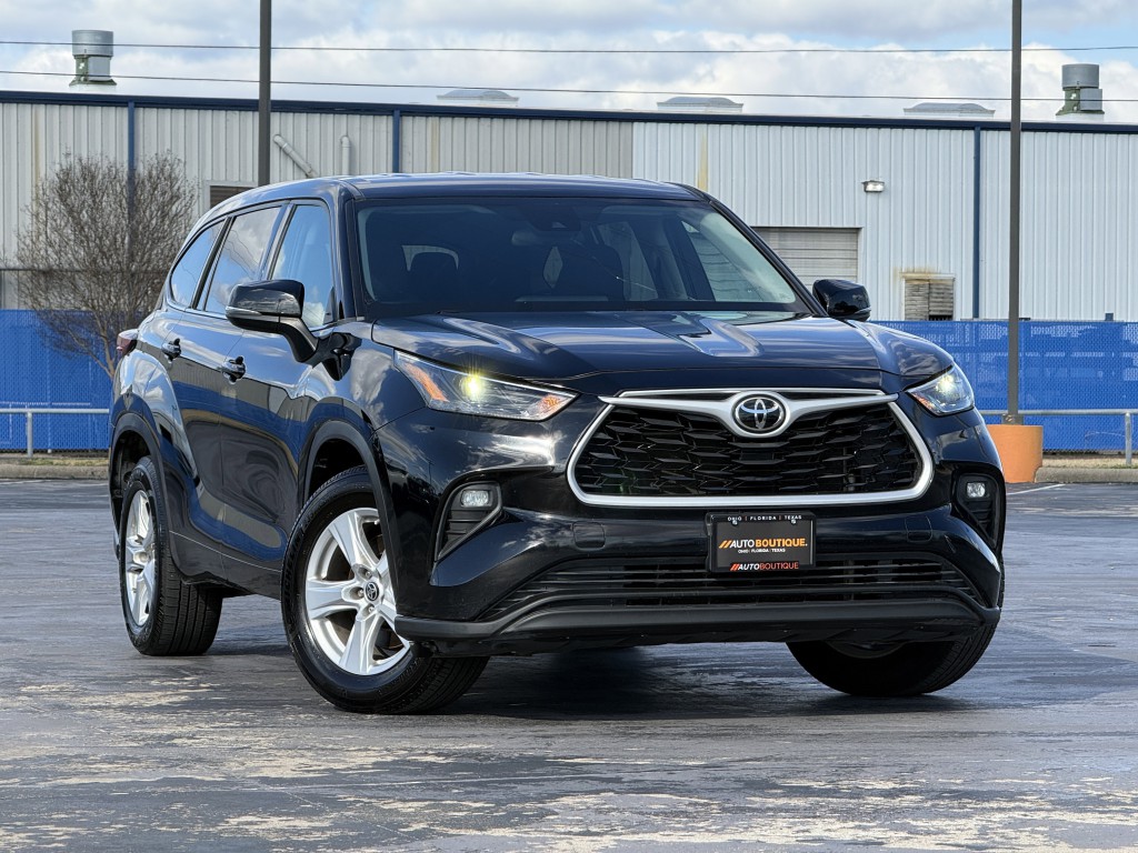 2022 Toyota Highlander Image 3