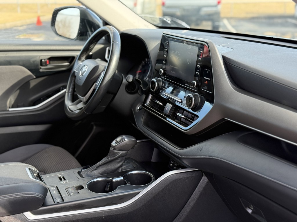 2022 Toyota Highlander Image 15
