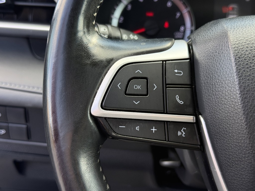 2022 Toyota Highlander Image 18