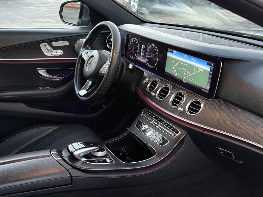 2018 Mercedes-Benz E-Class Image 15