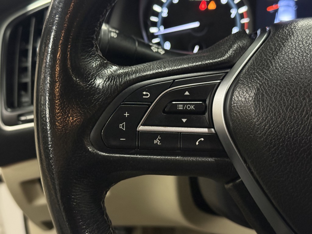 2019 INFINITI Q50 Image 16