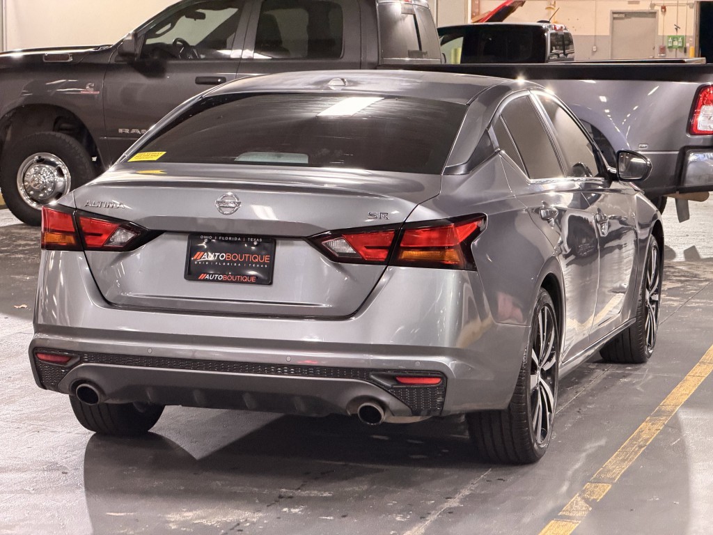 2021 Nissan Altima Image 8