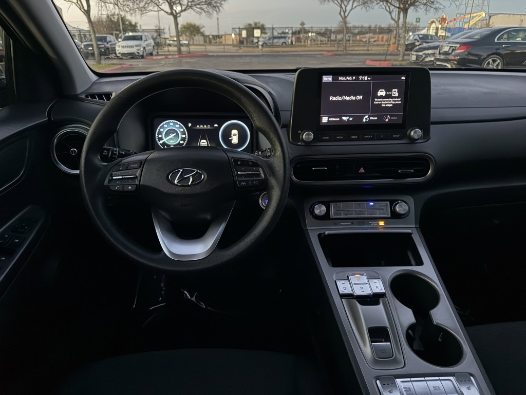 2023 Hyundai Kona Image 15