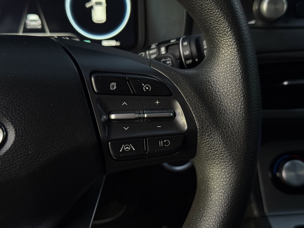 2023 Hyundai Kona Image 18