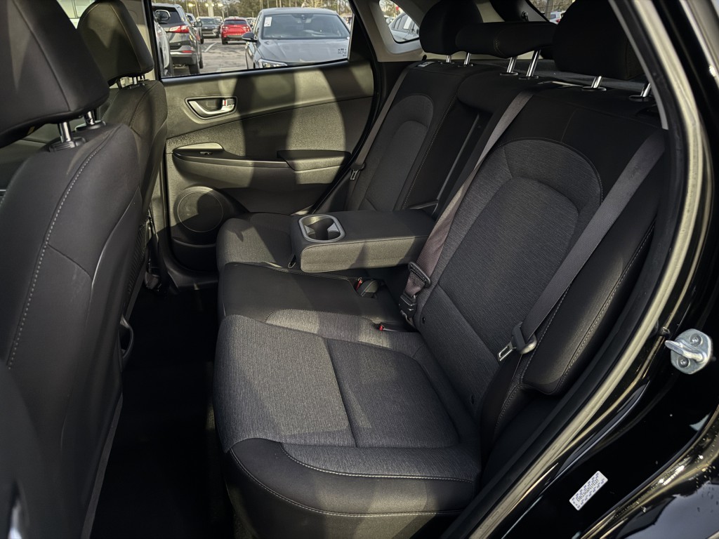 2023 Hyundai Kona Image 32