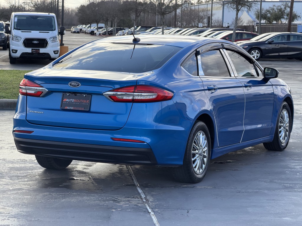 2019 Ford Fusion Image 8