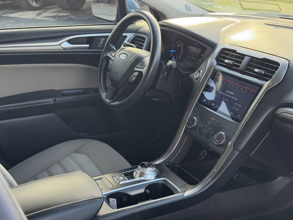 2019 Ford Fusion Image 11