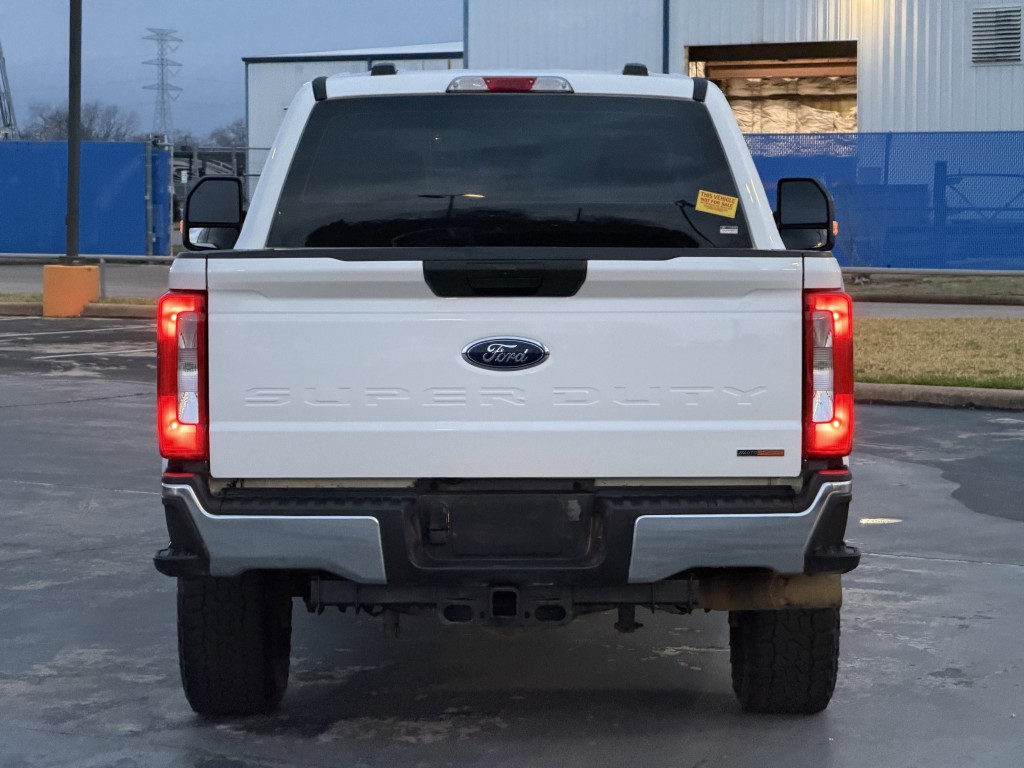 2023 Ford F-250 Image 7