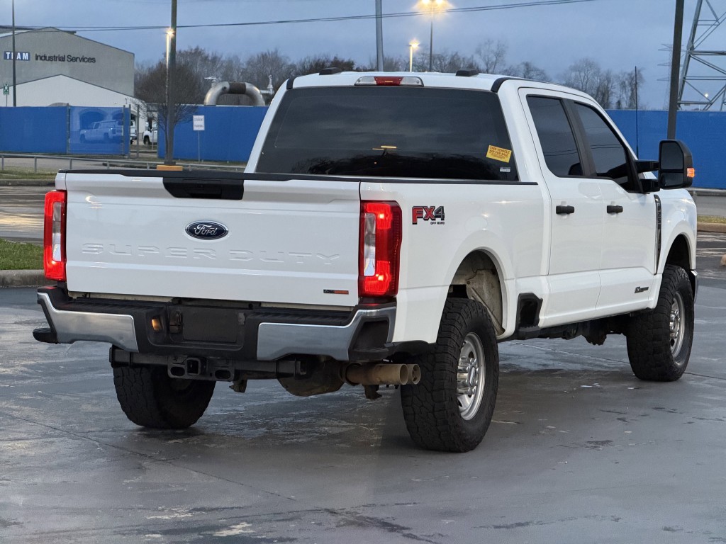 2023 Ford F-250 Image 9