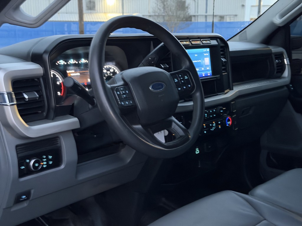 2023 Ford F-250 Image 12