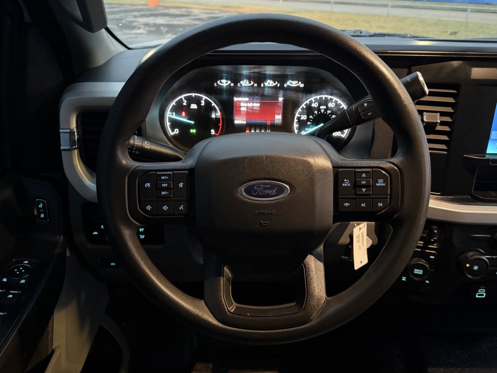 2023 Ford F-250 Image 15