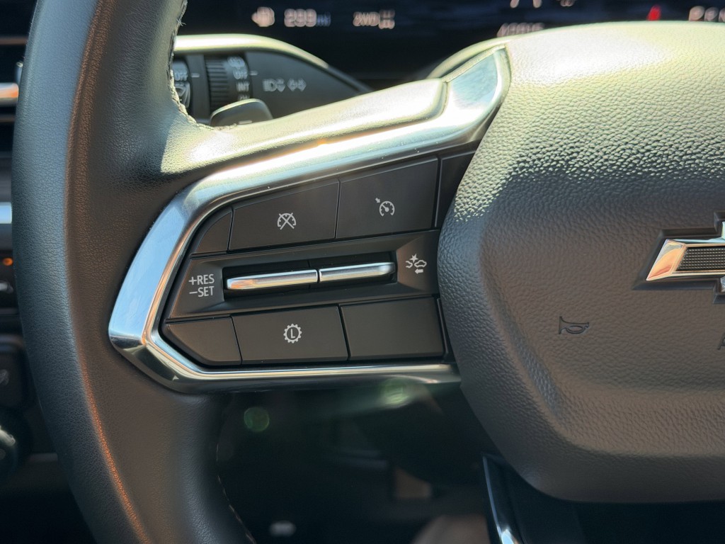 2025 Chevrolet Suburban Image 18