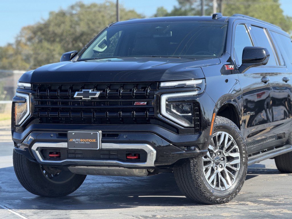 2025 Chevrolet Suburban Image 6