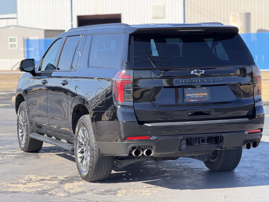 2025 Chevrolet Suburban Image 10