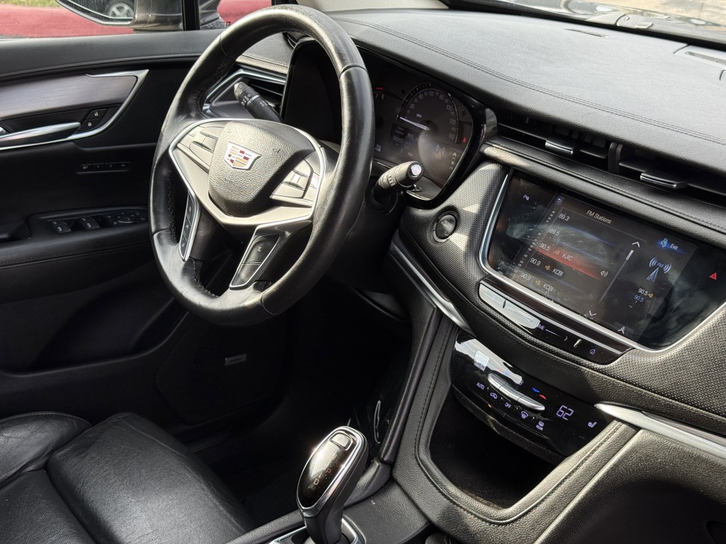 2017 Cadillac XT5 Image 15