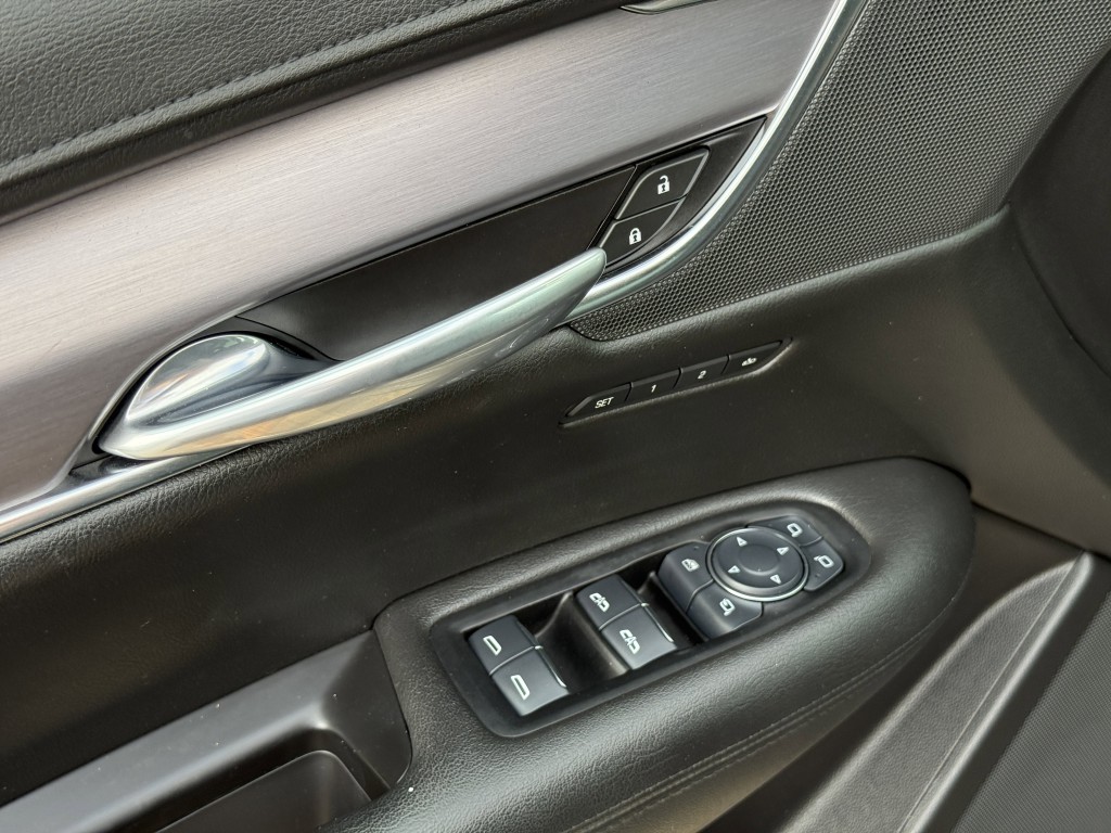 2017 Cadillac XT5 Image 24