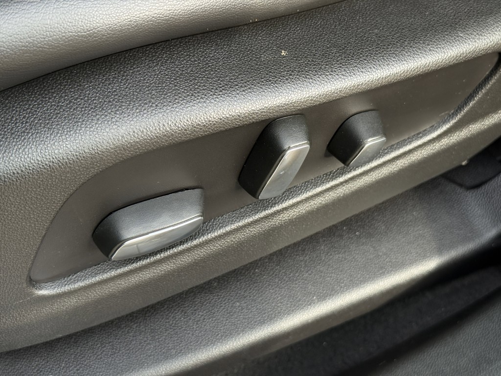 2017 Cadillac XT5 Image 28