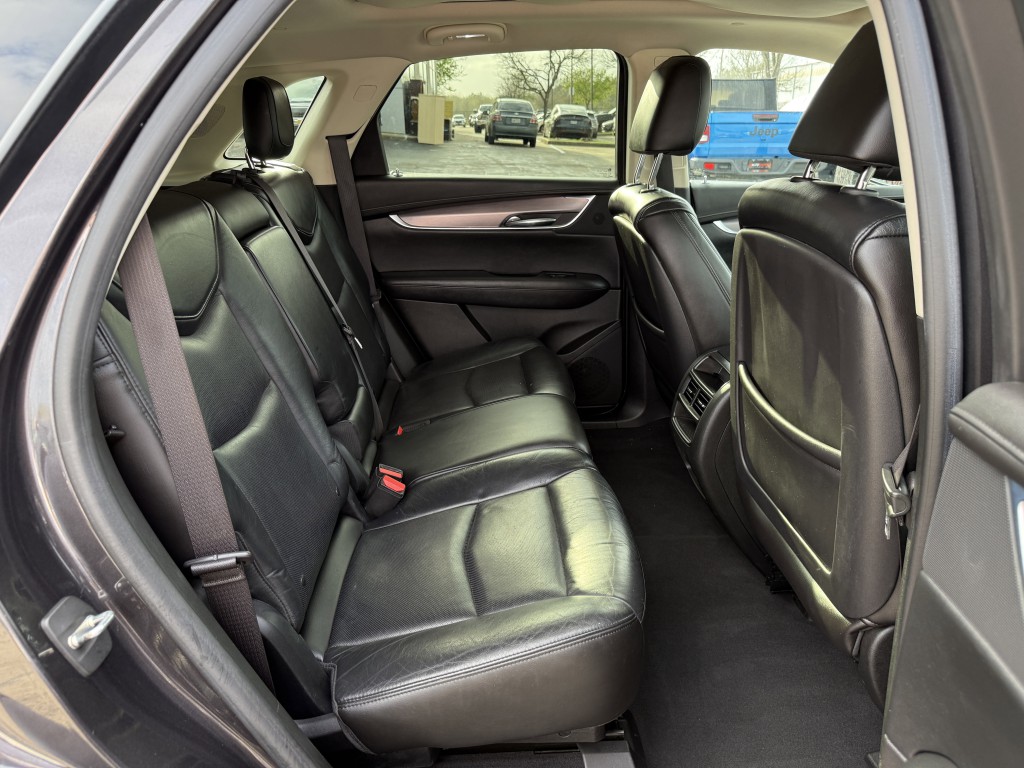 2017 Cadillac XT5 Image 30