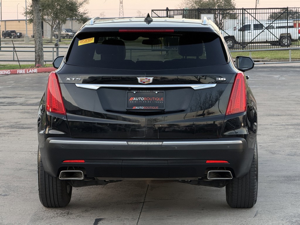 2018 Cadillac XT5 Image 8