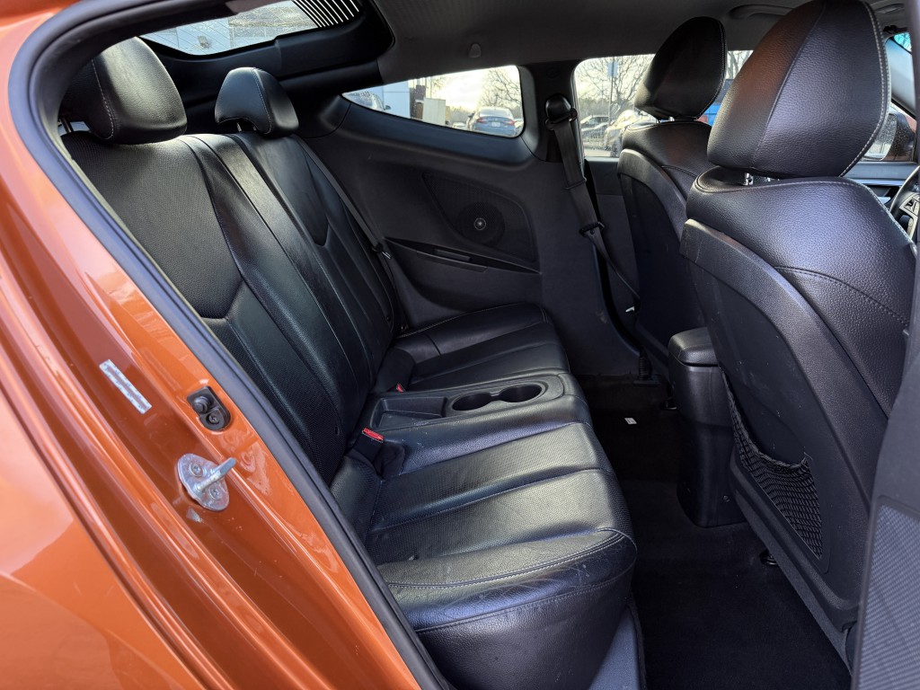 2013 Hyundai Veloster Image 30