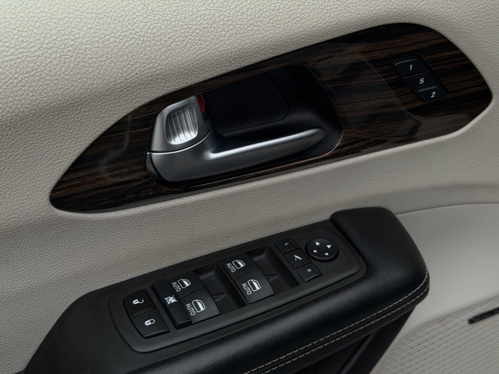 2022 Chrysler Pacifica Image 23