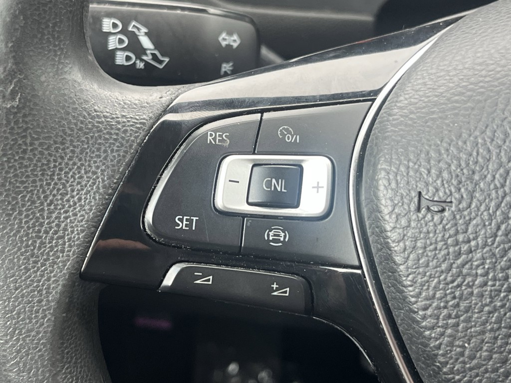 2021 Volkswagen Tiguan Image 18