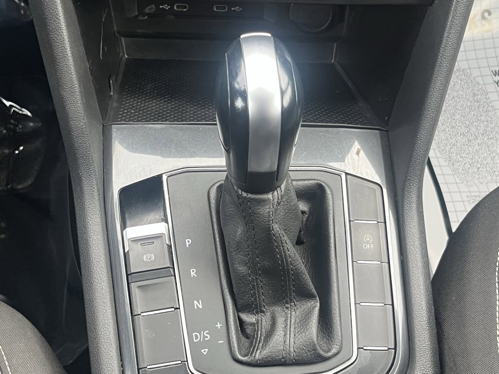 2021 Volkswagen Tiguan Image 21