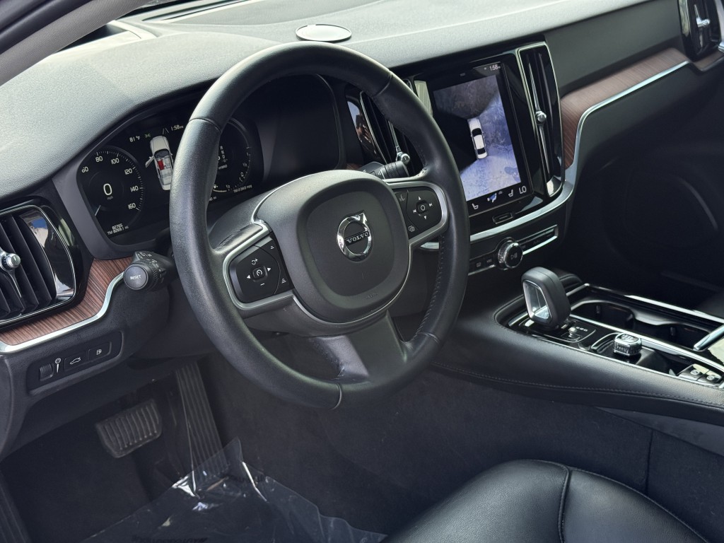 2022 Volvo S60 Image 13