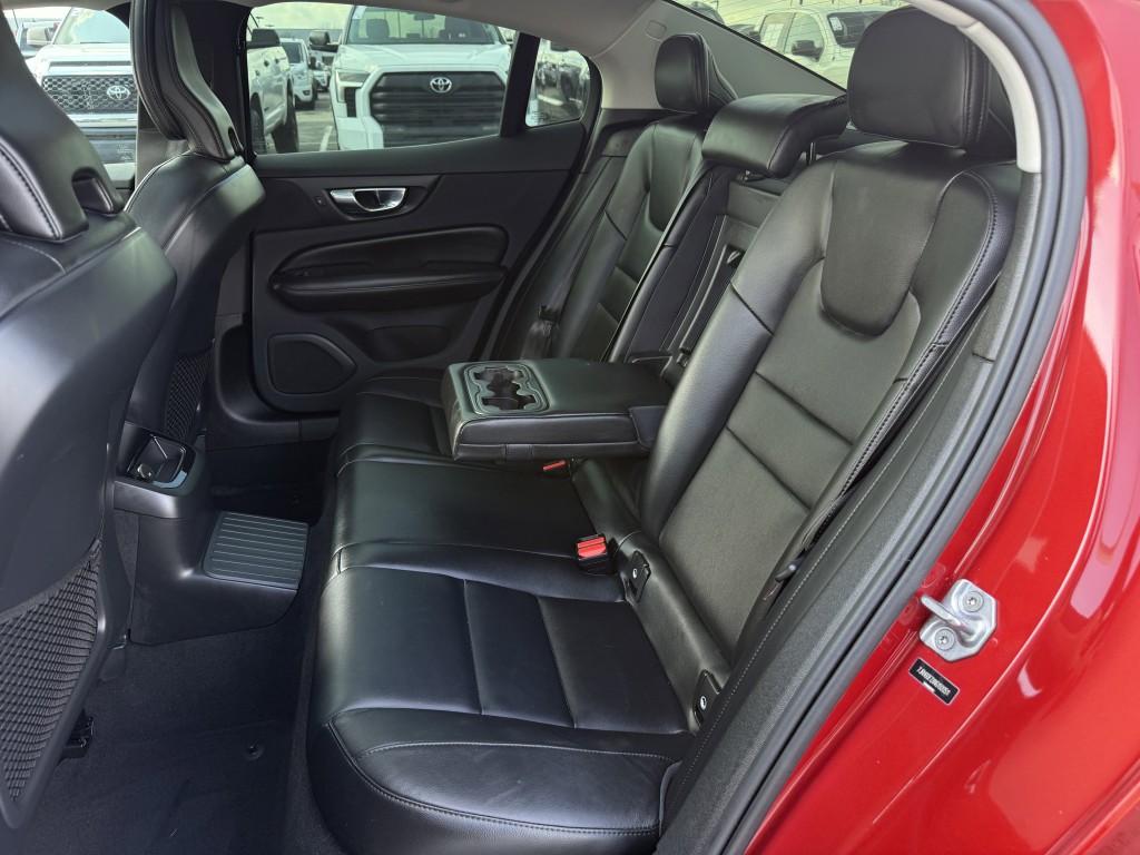 2022 Volvo S60 Image 34