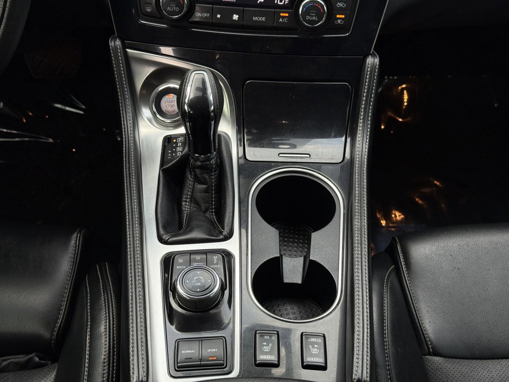 2018 Nissan Maxima Image 23