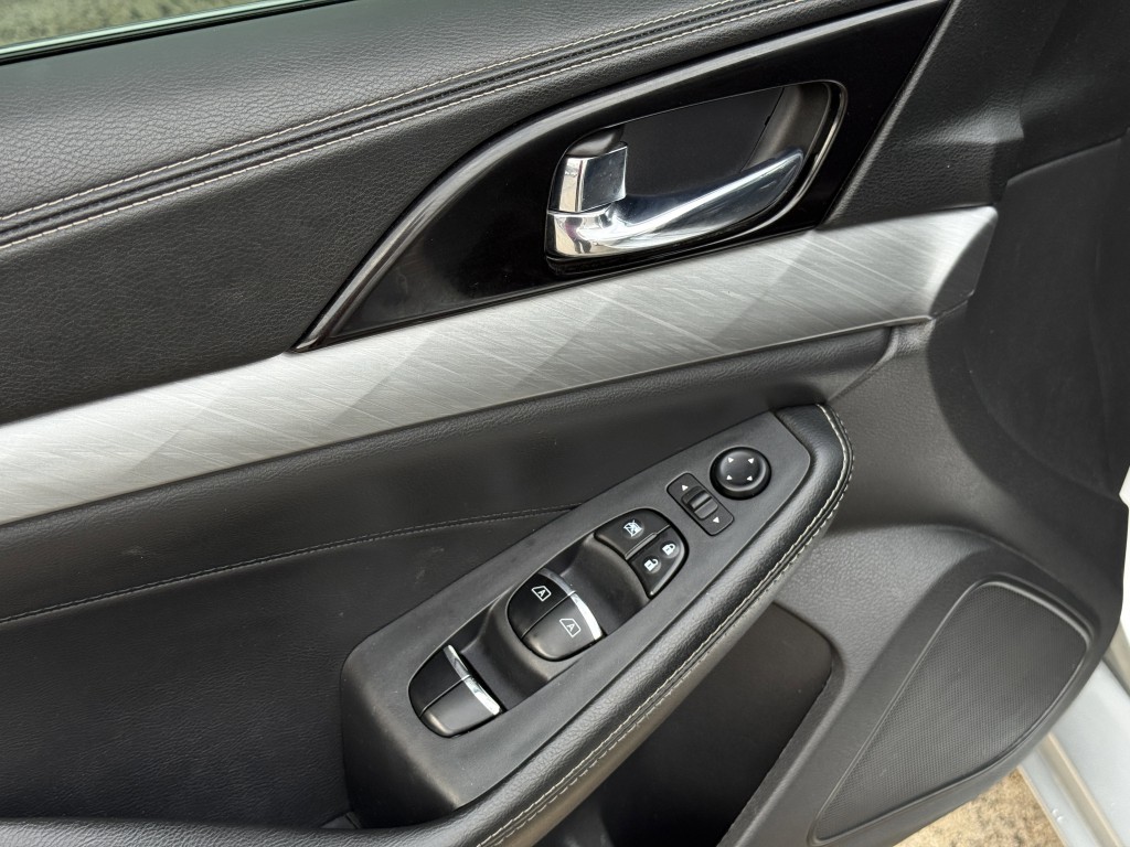 2018 Nissan Maxima Image 26