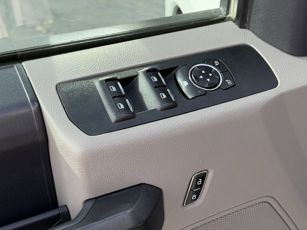 2022 Ford F-250 Image 22