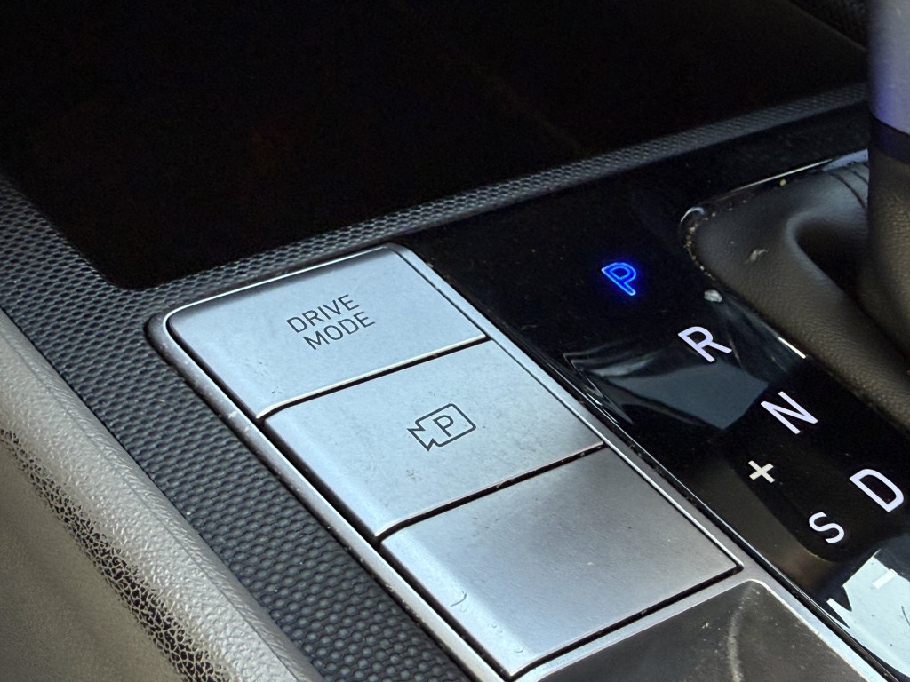 2024 Hyundai Elantra Image 26