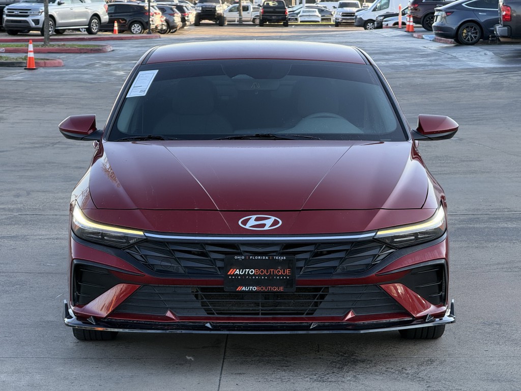 2024 Hyundai Elantra Image 7