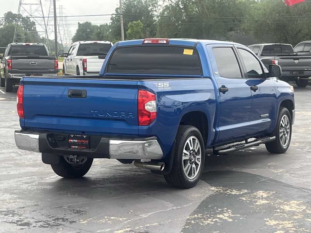 2016 Toyota Tundra Image 10