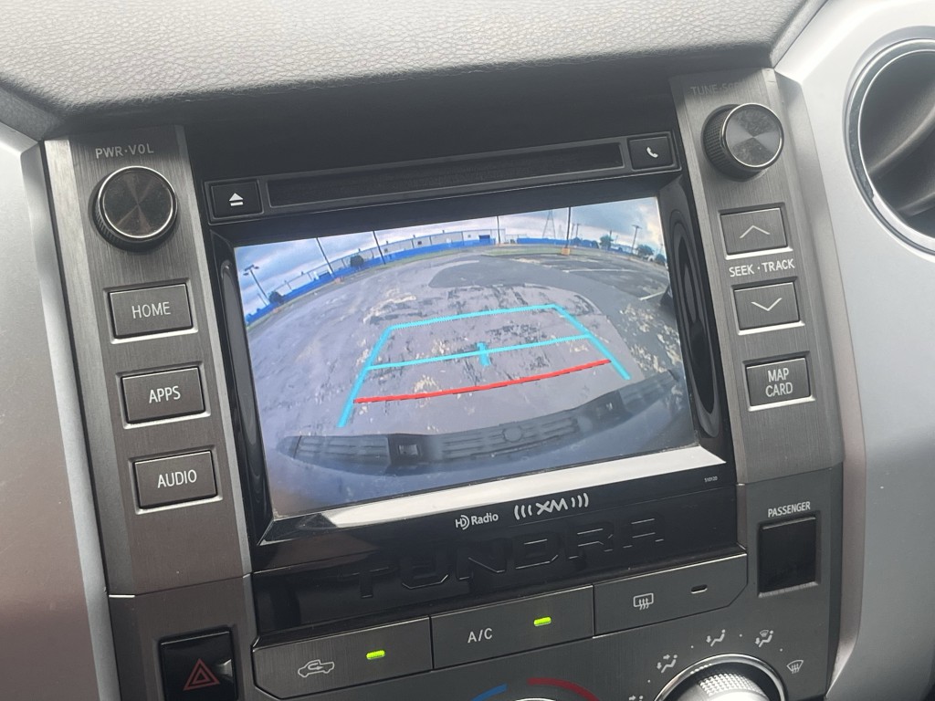 2016 Toyota Tundra Image 20