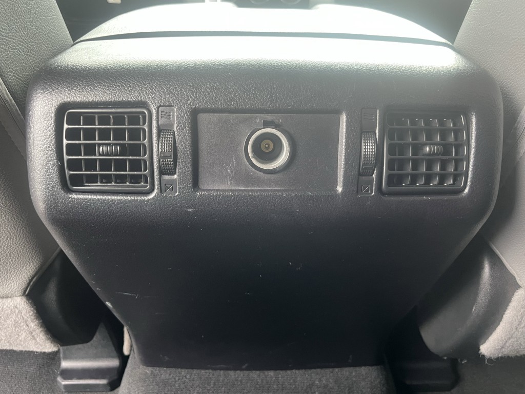 2016 Toyota Tundra Image 24