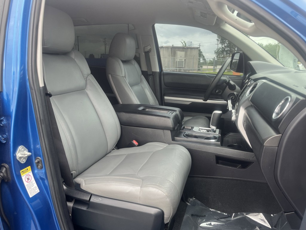 2016 Toyota Tundra Image 26