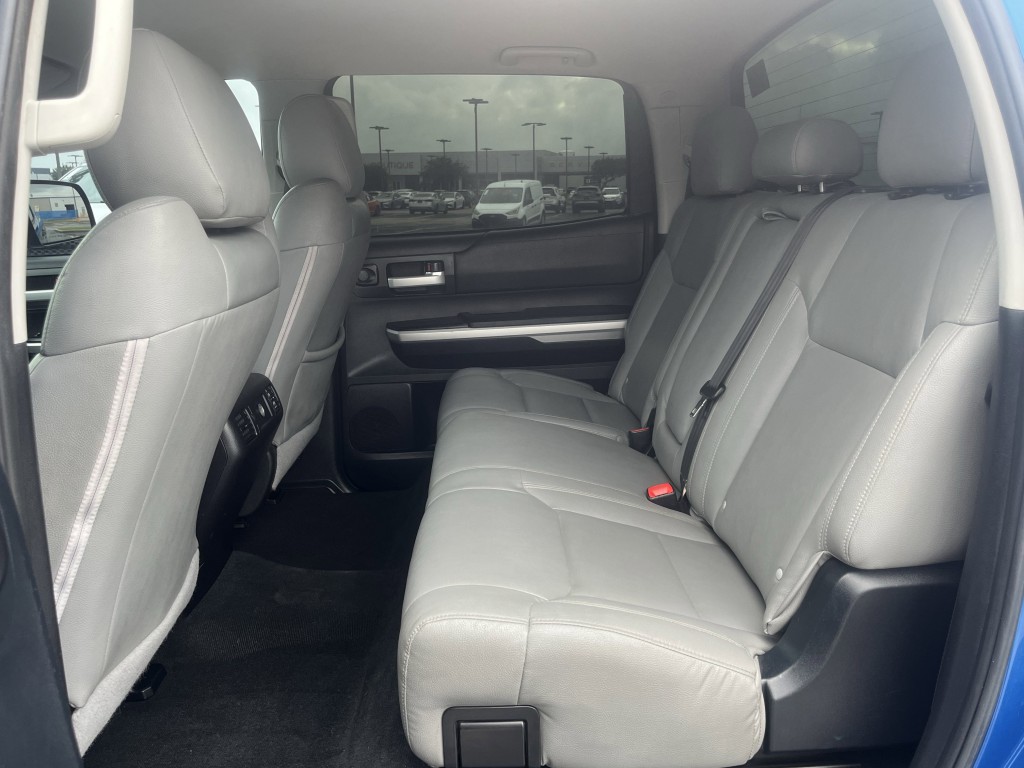 2016 Toyota Tundra Image 27