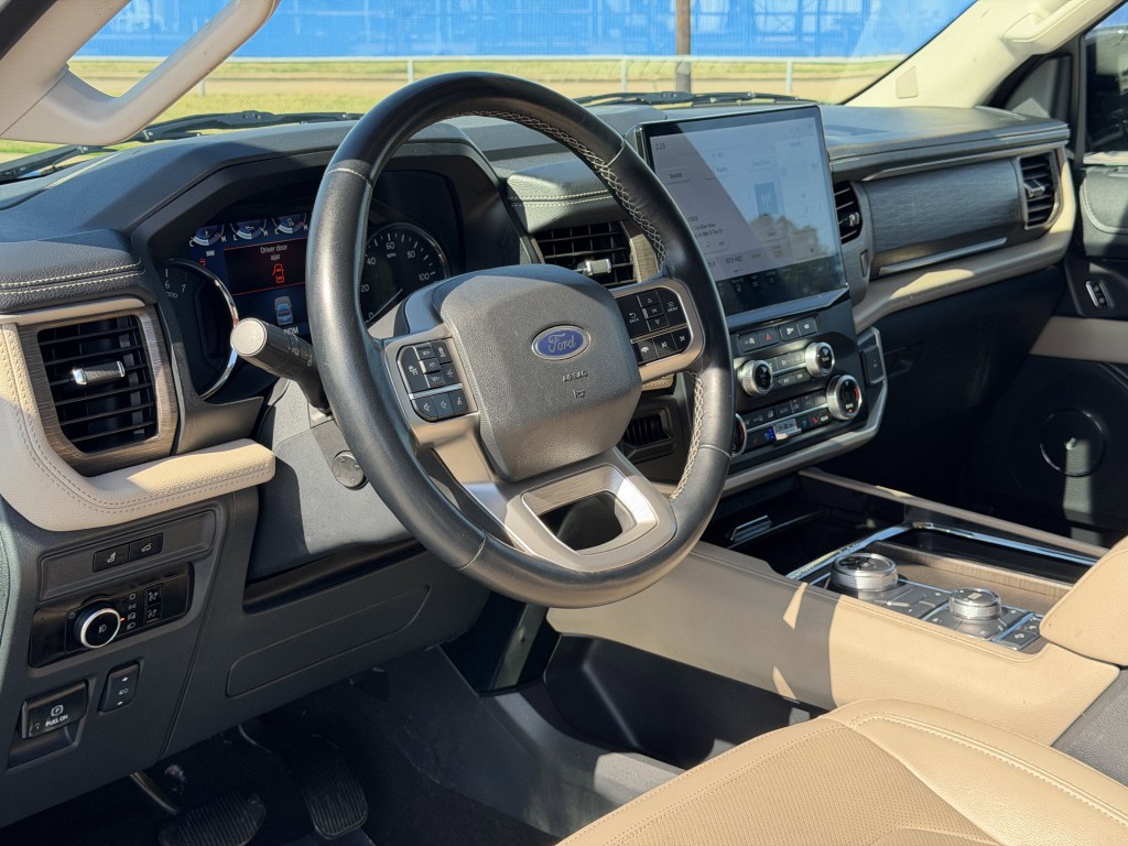 2024 Ford Expedition Image 12