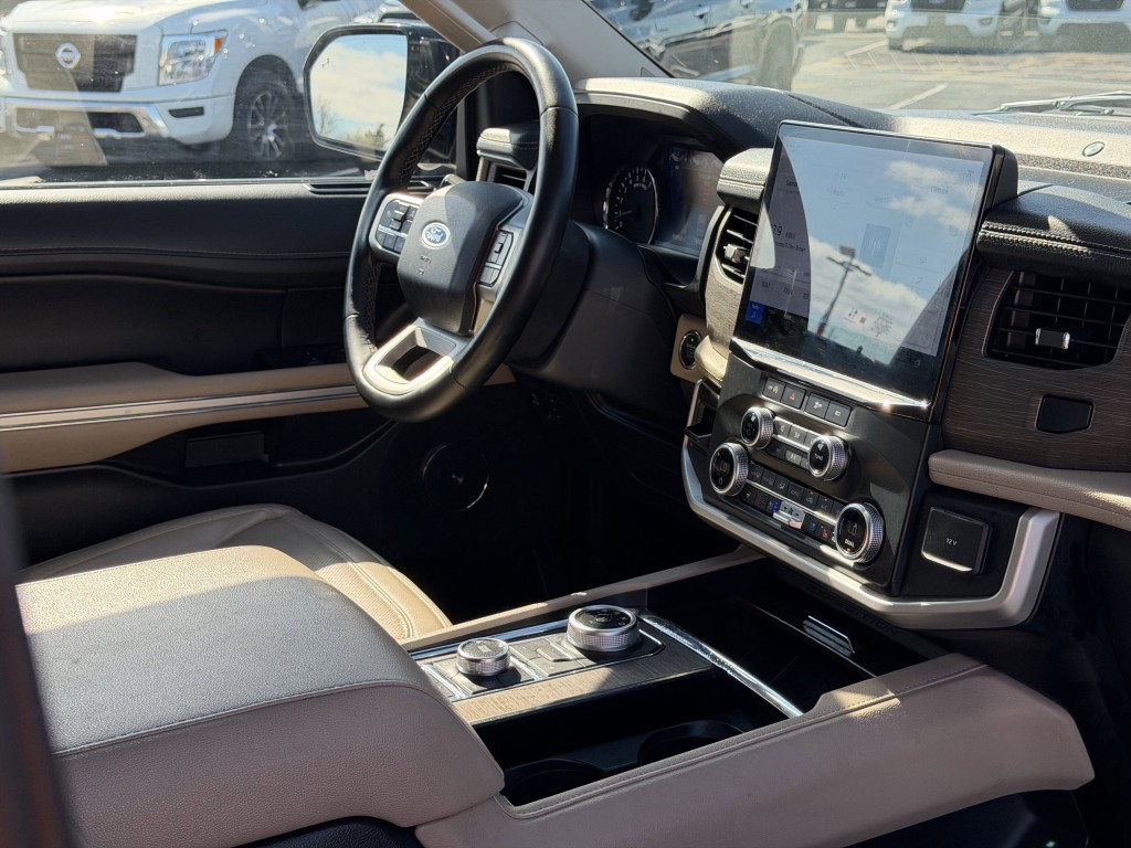 2024 Ford Expedition Image 13